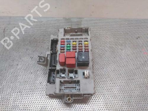Used Fuse box Fuse box LANCIA YPSILON (843_) 1.4 16V (843.AXC11, 843.AXC1B, 843.AXC1A) (95 hp) 2519931 2519931