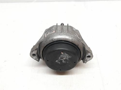 Used Engine mount BMW 3 (E90) 320 d (177 hp) 9747804