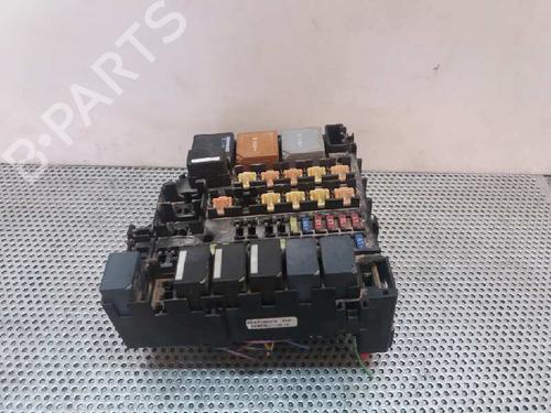 Fuse box FORD FIESTA VI (CB1, CCN) 1.4 TDCi (68 hp) 1587303