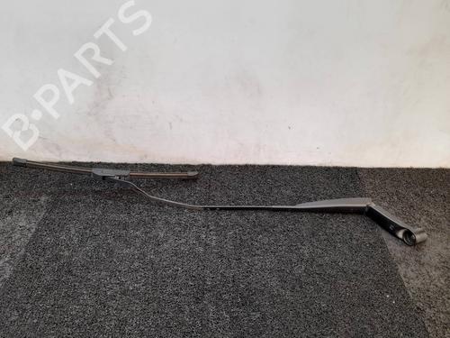 Used Front windshield wiper arm HYUNDAI i20 I (PB, PBT) [2008-2015]  7178005