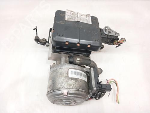 Used Suspension compressor Suspension compressor CITROËN C5 II (RC_) 2.0 HDi (RCRHRH) (136 hp) 33690836 33690836