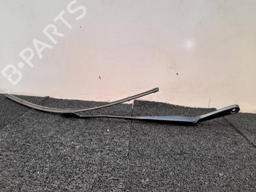 front-wipers-mechanism-jaguar-xe-x760-20-d-gx7317527ac-2015-8050842 main image