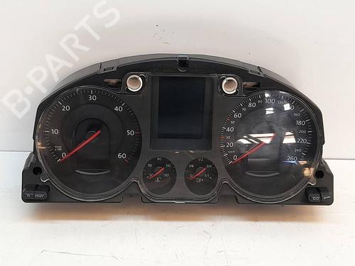 Used Instrument cluster Instrument cluster VW PASSAT B6 Variant (3C5) [2005-2011] 17536558 17536558