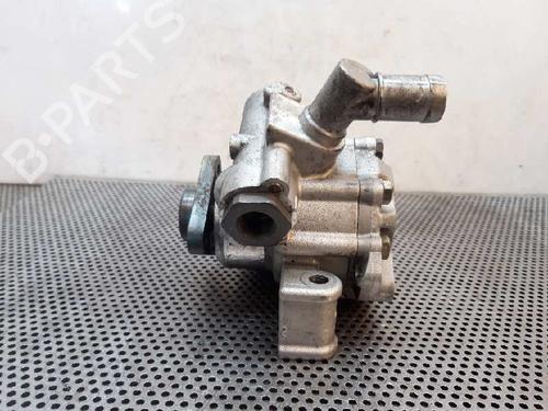 Used Steering pump MERCEDES-BENZ VITO Van (W638) 108 CDI 2.2 (638.094) (82 hp) 2245219