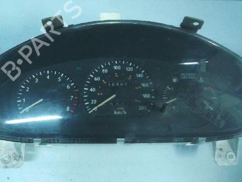 Used Instrument cluster KIA SPORTAGE SUV (K00) [1994-2005]  208847