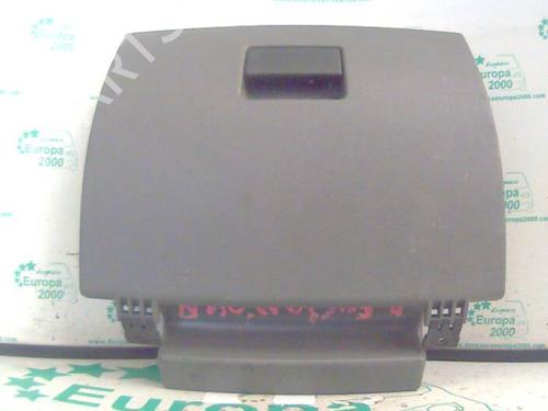 Used Glove box Glove box 588716 588716