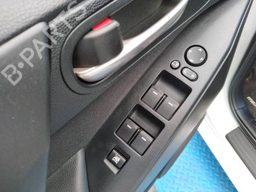 Front left interior door handle MAZDA 3 (BK) | BP8231006I13