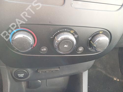 climate-control-renault-clio-iv-bh_-2012-2013-2014-2015-2016-2017-2018-2019-2020-2021-36376207 main image