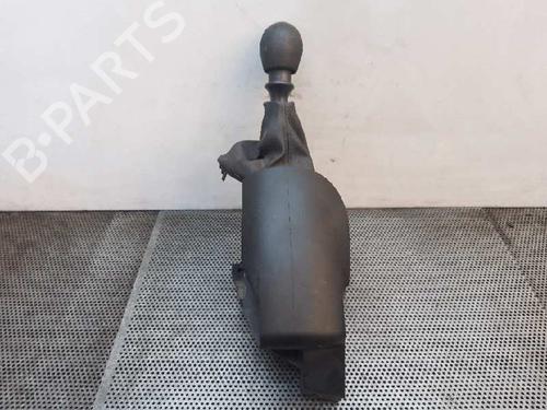 Used Gear lever NISSAN INTERSTAR Van (X70) dCi 100 (99 hp) 7408280