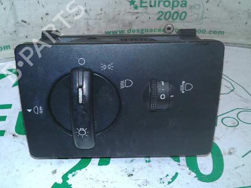 Used Headlight switch FORD FIESTA V (JH_, JD_) 1.4 TDCi (68 hp) 1355609