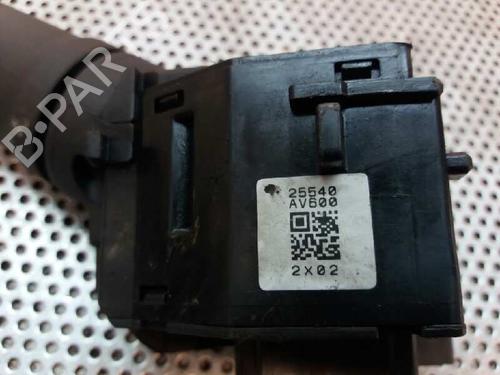 Commande de phare NISSAN ALMERA TINO (V10)  | BP1357754I24 