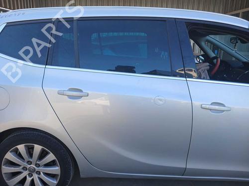 right-rear-door-opel-zafira-tourer-c-p12-2011-39093563 main image