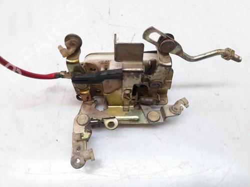 front-right-lock-tata-safari-42_fd-1998-12313150 main image