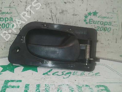 Used Front right interior door handle RENAULT LAGUNA I (B56_, 556_) [1993-2002]  3438232