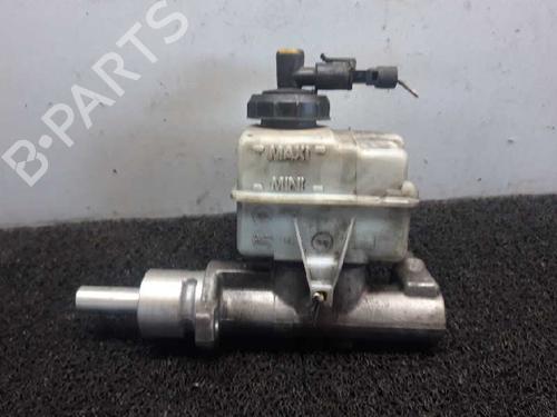Used Brake master cylinder Brake master cylinder 4425048 4425048