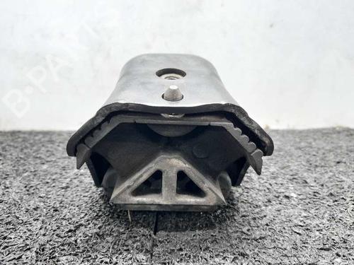 Used Engine mount Engine mount 10243758 10243758