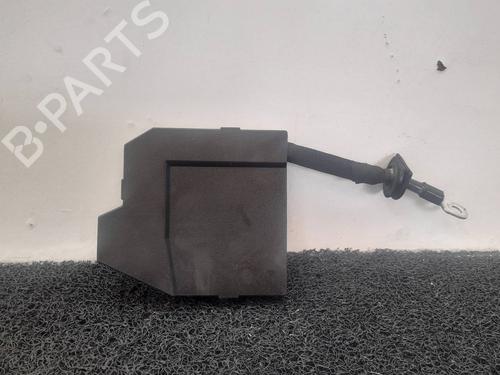 Used Fuse box PEUGEOT 3008 II SUV (MC_, MR_, MJ_, M4_) [2016-2025]  8311025