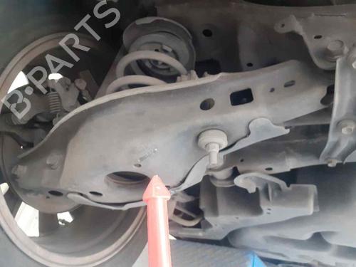Querlenker links hinten für TOYOTA AURIS (_E18_) 1.8 Hybrid (ZWE186_, ZWE186R) (136 hp) 23269944