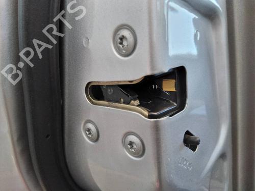 Used Rear left lock NISSAN X-TRAIL I (T30) [2001-2013]  11681495
