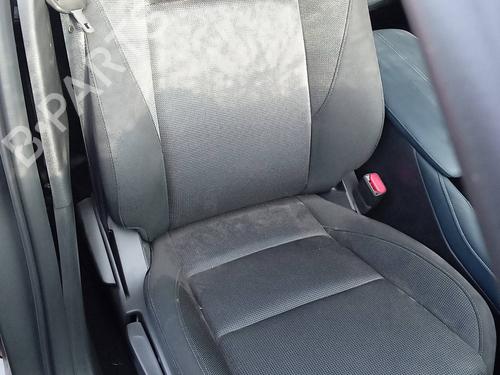 Sæde højre fortil Sæde højre fortil MAZDA CX-30 (DM) [2019-2026] 7169182 7169182