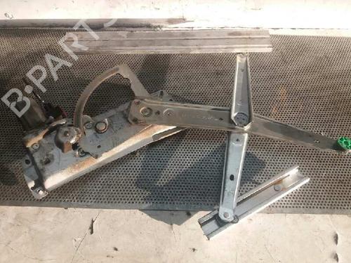 Used Front right window mechanism Front right window mechanism SAAB 9-3 (YS3D) 2.2 TiD (125 hp) 2428745 2428745
