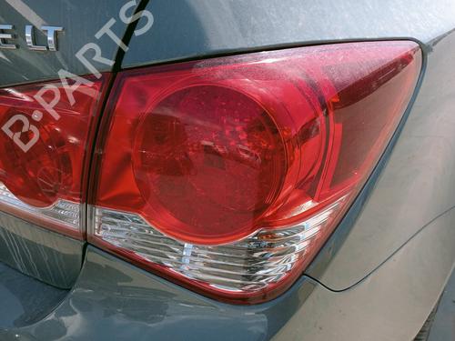 Used Right taillight CHEVROLET CRUZE Hatchback (J305) [2010-2026]  28813958