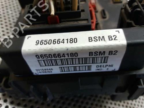 Fuse box PEUGEOT 307 Break (3E) 2.0 HDI 110 | BP3440698E1 