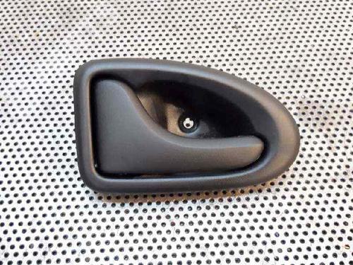 Used Rear left interior door handle Rear left interior door handle DACIA LOGAN (LS_) 1.6 (LSOB, LSOD, LSOF, LSOH) (87 hp) 5889351 5889351