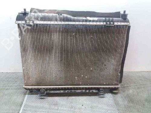 Used Water radiator Water radiator 2438509 2438509