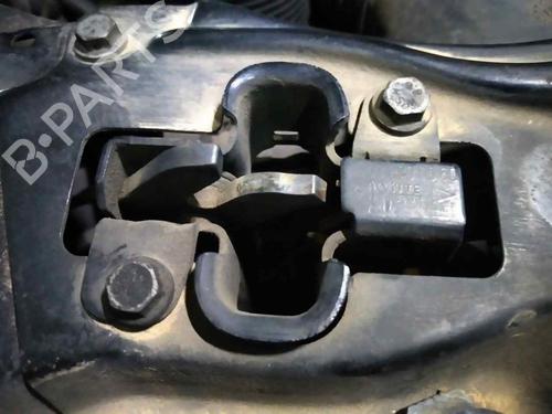 Used Hood lock MERCEDES-BENZ CLK (C209) CLK 270 CDI (209.316) (170 hp) 16133171