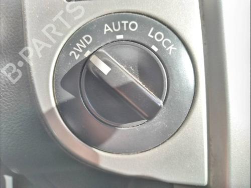 Used Switch NISSAN X-TRAIL I (T30) [2001-2013]  11790963
