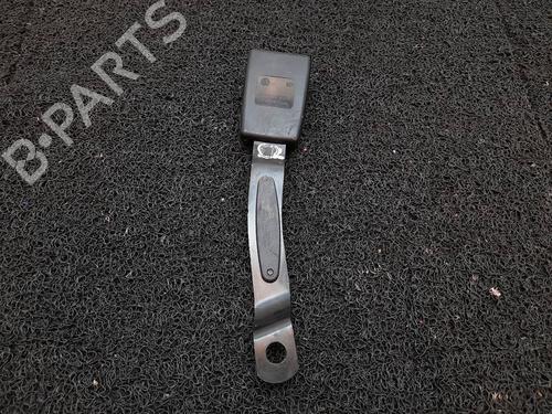 Used Seat buckle VW POLO IV (9N_, 9A_) 1.4 TDI (70 hp) 14039930