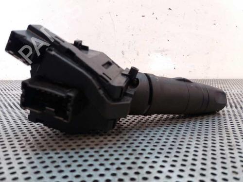 Commande de phare NISSAN ALMERA TINO (V10)  | BP1357754I24 