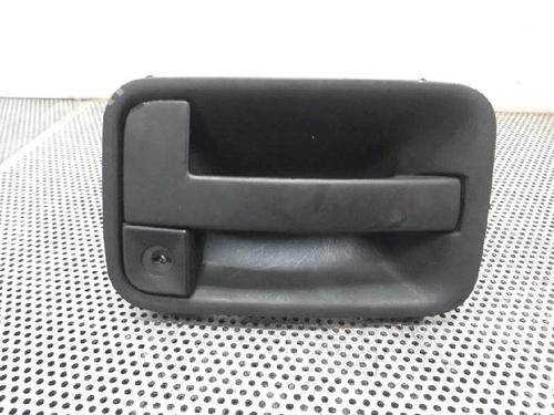 Used Front right exterior door handle Front right exterior door handle 4875689 4875689