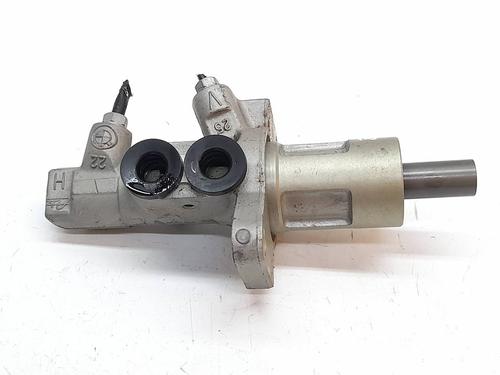 Brake master cylinder BMW 3 (E90) 320 d | BP15379349M77 - Image 2
