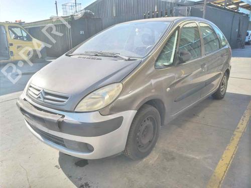 Front left interior door handle CITROËN XSARA PICASSO (N68) 1.6 HDi | BP20236687I13 