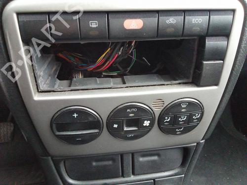 Left headlight OPEL VECTRA B (J96) 2.2 DTI 16V (F19) | BP7073392C28 