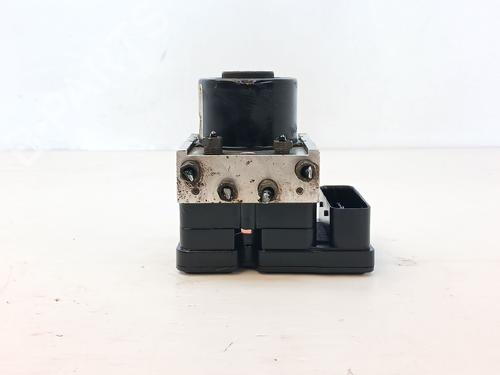 Used ABS pump ABS pump PEUGEOT 206 Hatchback (2A/C) 1.4 i (75 hp) 33674890 33674890