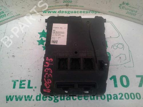 Used Fuse box Fuse box RENAULT MEGANE II (BM0/1_, CM0/1_) 1.5 dCi (BM02, BM13, BM2A, CM02, CM13) (101 hp) 592811 592811