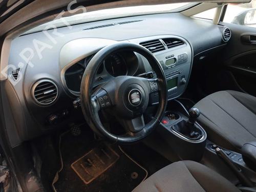 Left headlight SEAT LEON (1P1) 1.9 TDI | BP38639600C28 - Image 8