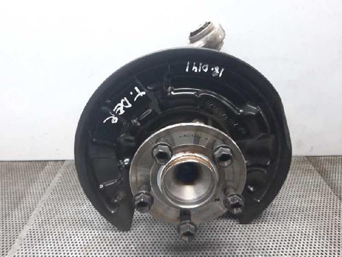 Used Right rear steering knuckle Right rear steering knuckle MERCEDES-BENZ GLA-CLASS (X156) GLA 180 (156.942) (122 hp) 2690146 2690146