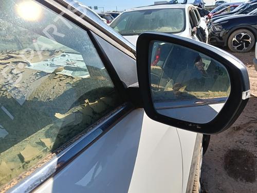 Retrovisor direito Retrovisor direito 32323418 32323418