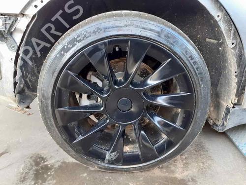 Front right wheel arch trim TESLA MODEL Y (5YJY)  | BP29532432C135 