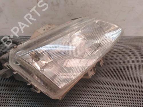 Right headlight RENAULT ESPACE III (JE0_) 3.0 (JE0D) | BP867073C29 