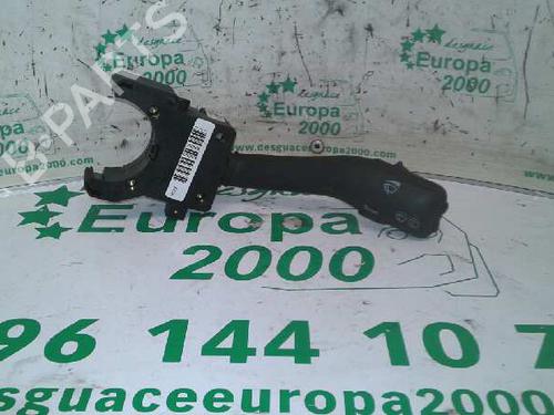 Used Steering column stalk SEAT LEON (1M1) 1.9 TDI (110 hp) 1355618