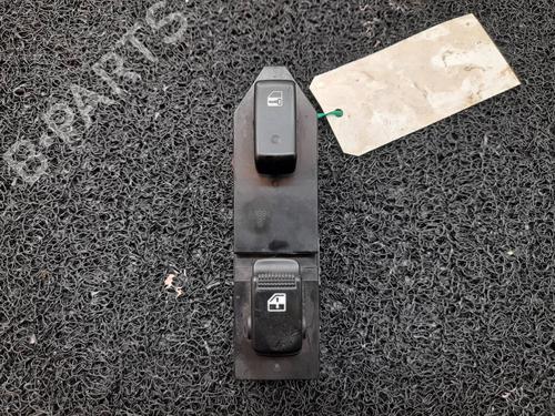 Used Right front window switch KIA SPORTAGE II (JE_, KM_) [2004-2011]  3650203