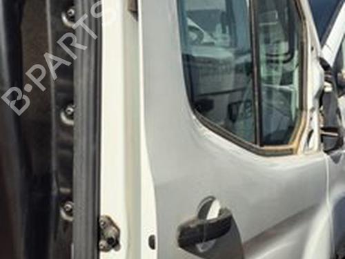 Used Right front door FORD TRANSIT Bus (FD_ _, FB_ _, FS_ _, FZ_ _, FC_ _) [2006-2014]  32497316