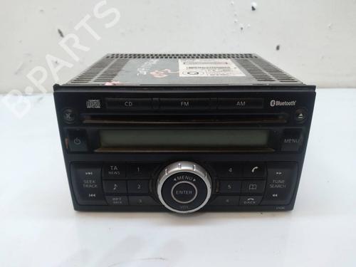 Used Radio NISSAN X-TRAIL II (T31) 2.0 dCi 4x4 (150 hp) 6335737