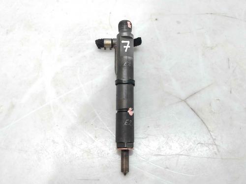 Used Injector NISSAN CABSTAR E (TL_, VL_) 90.32, 90.28, 95.32, 95.28 (TL0) (90 hp) 31060431