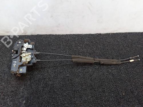 Used Front right lock CHEVROLET CAPTIVA (C100, C140) 2.0 D 4WD (150 hp) 4414394